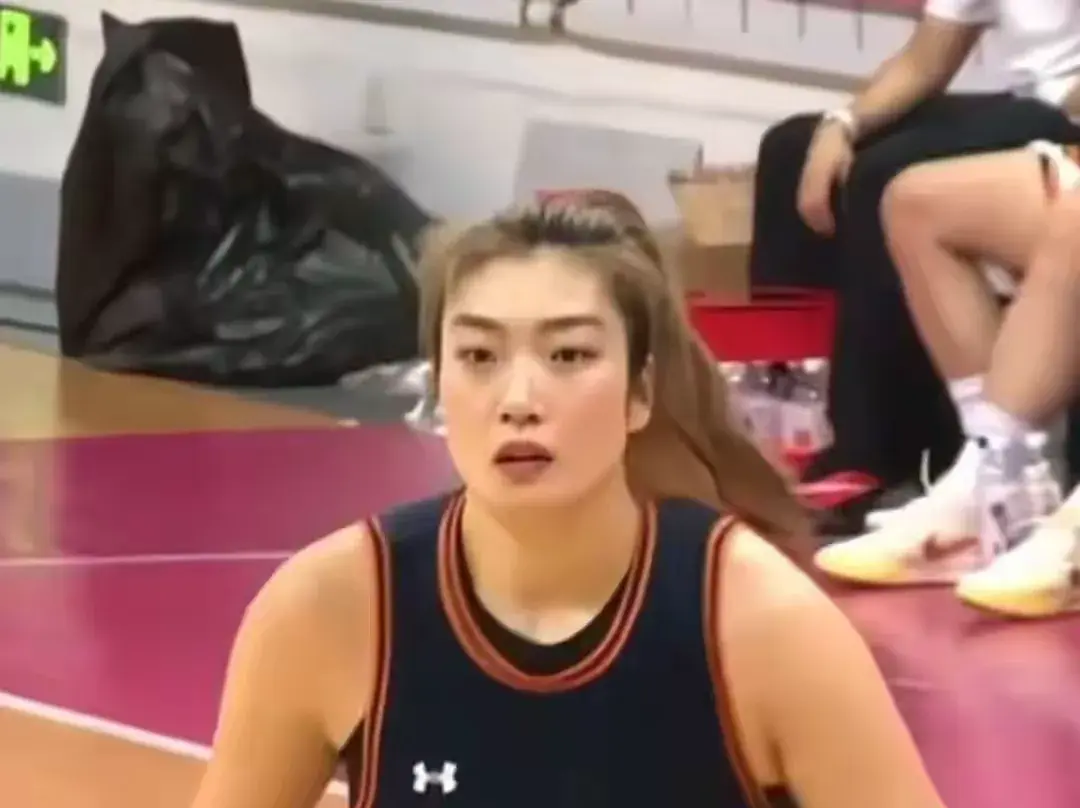 状态都会有, 将重新启动, 四川女篮